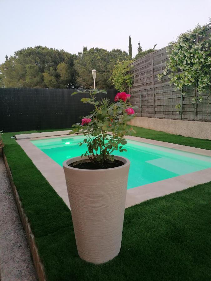 Mimilou Mont St Loup Piscine Privee Apartment Агде Екстериор снимка